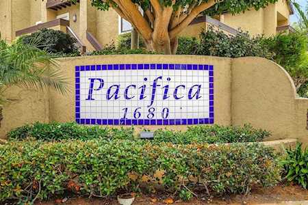 1680 N Coast Highway 101 #23 Encinitas, CA 92024
