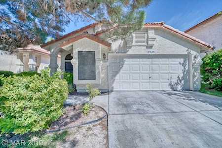 4925 Fiesta Lakes St Las Vegas, NV 89130