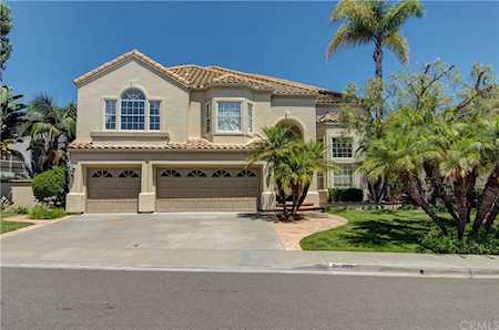 26992 Falling Leaf Drive Laguna Hills, CA 92653