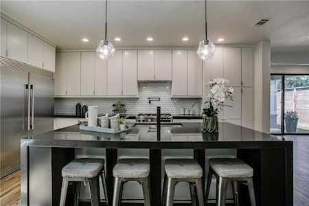 5207 Vickery Boulevard Dallas, TX 75206