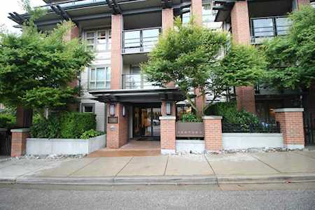 738 E 29th Avenue #403 Vancouver, BC V5V 0B6