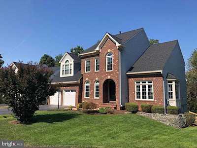 46432 Montgomery Place Sterling, VA 20165