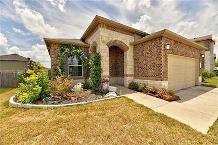 278 Pine Arbol Buda, TX 78610
