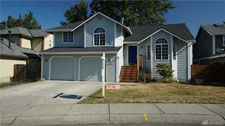 8909 1st Place SE Lake Stevens, WA 98258