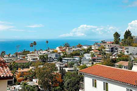 988 Acapulco Laguna Beach, CA 92651