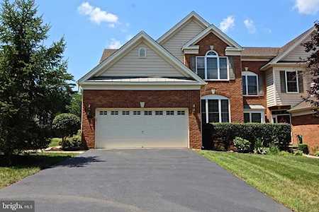 5608 Solheim Cup Dr Haymarket, VA 20169