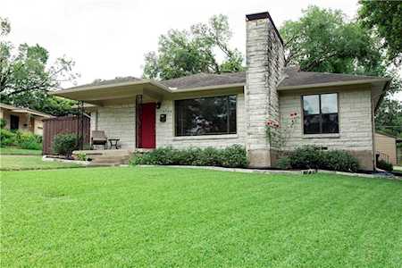 9704 Tralee Drive Dallas, TX 75218