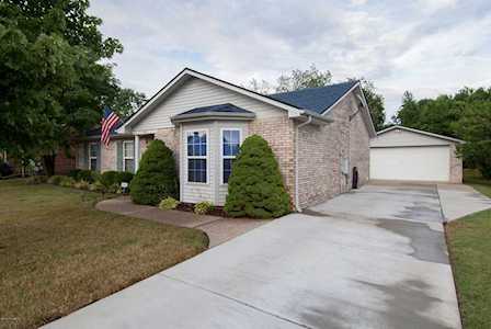 7809 Kenhurst Dr Louisville, KY 40258