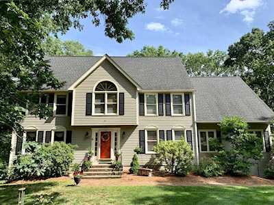 8 Hidden Brick Road Hopkinton, MA 01748