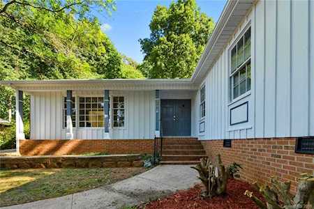 916 Burtonwood Circle Charlotte, NC 28212