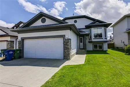 116 Stonegate Crescent NW Airdrie, AB T4B 2P2
