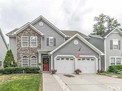 631 Ashbrittle Drive Rolesville, NC 27571