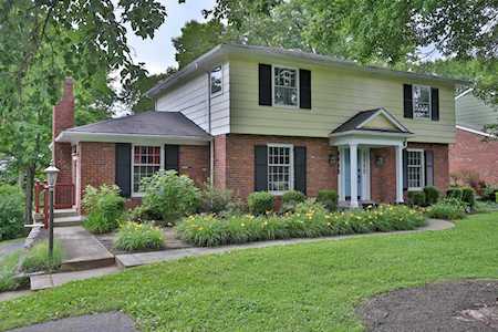 828 Dorsey Ln Louisville, KY 40223