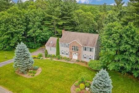 14 Pheasant Ln Charlton, MA 01507