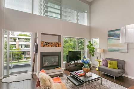 1288 Chesterfield Avenue #PH9 North Vancouver, BC V7M 0B1