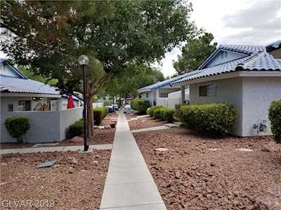 2024 Bavington Dr #B Las Vegas, NV 89108