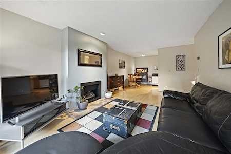 1516 Charles Street #208 Vancouver, BC V5L 2T1