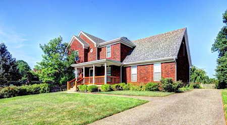 4314 Stonemeadow Ct Louisville, KY 40218