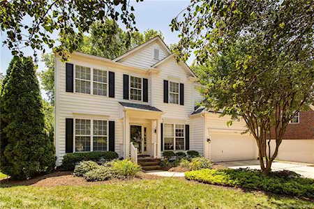 8438 Bridgestone Dr Huntersville, NC 28078