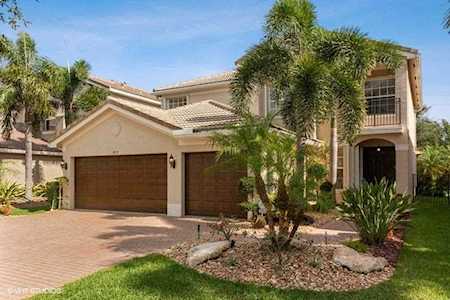 8015 Emerald Winds Circle Boynton Beach, FL 33473
