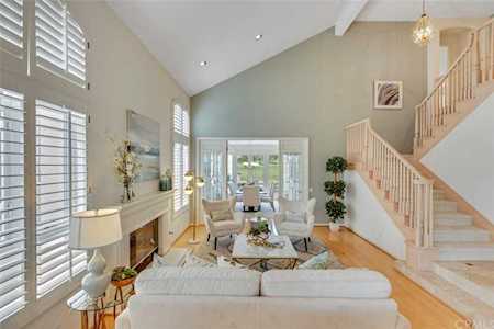 6321 Morningside Drive Huntington Beach, CA 92648