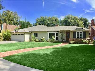 1610 Don Carlos Avenue Glendale, CA 91208