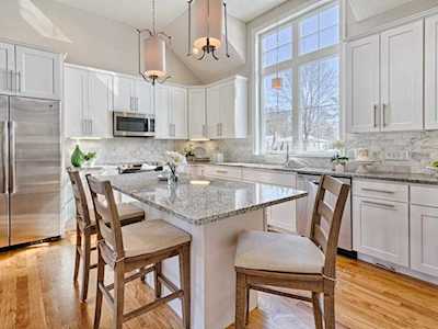 3 Steppingstone Dr. #27 Medway, MA 02053
