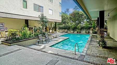 9000 Cynthia Street #409 West Hollywood, CA 90069