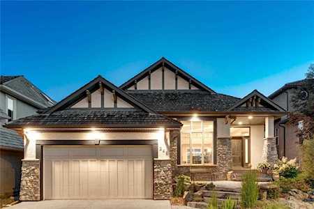 246 Gleneagles Estates Lane Cochrane, AB T4C 2H9