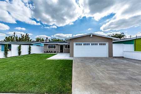 2230 Avalon Street Costa Mesa, CA 92627