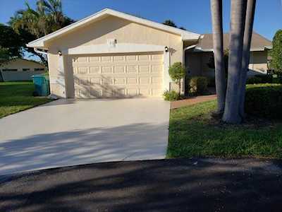 10 Fenwick Place Boynton Beach, FL 33426