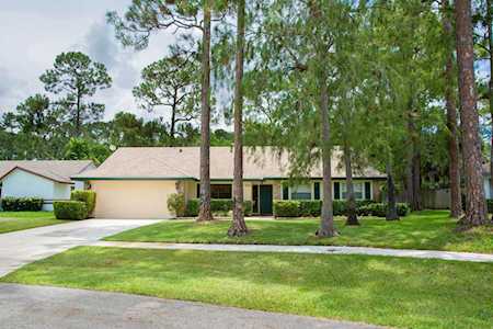 614 Indigo Avenue Wellington, FL 33414