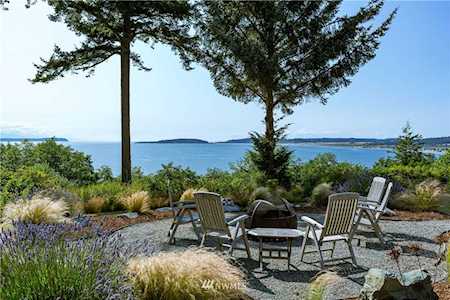 1648 Seacrest Lane Coupeville, WA 98239