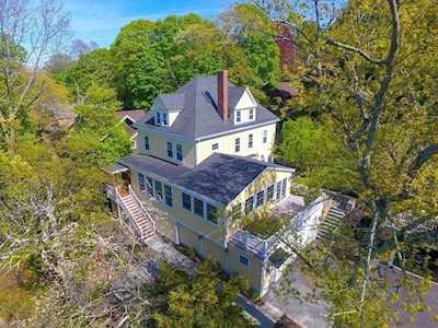 40 Greenwood Ave Newton, MA 02465
