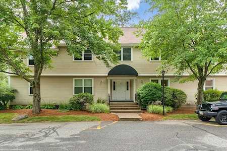 425 Main St #5D Hudson, MA 01749