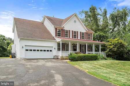 6014 Wheeler Ln Haymarket, VA 20169