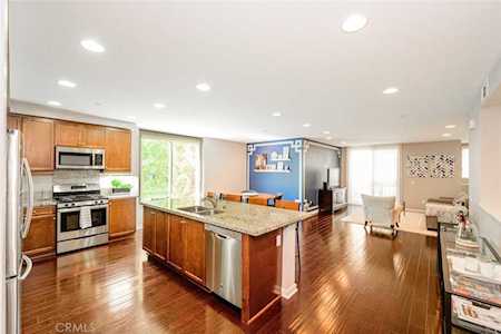 25 Waldorf Irvine, CA 92612
