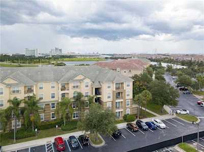 4102 Breakview Drive #201 Orlando, FL 32819