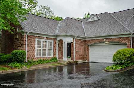 5902 Ashwood Bluff Dr Louisville, KY 40207