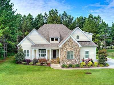 4931 Killian Crossing Dr Denver, NC 28037