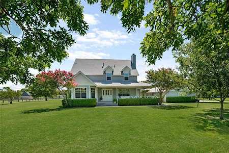 2000 Rock Ridge Road Lucas, TX 75002