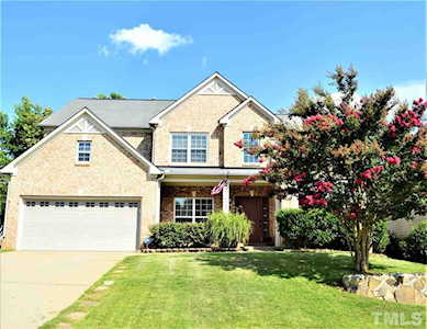309 Shorehouse Way Holly Springs, NC 27540