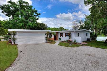 3220 E Jersey Avenue Orlando, FL 32806