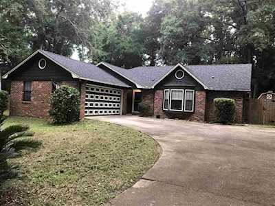 1639 Alshire Court Tallahassee, FL 32317
