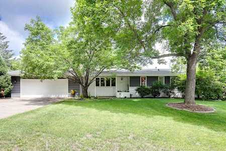 5200 W 92nd Street Bloomington, MN 55437