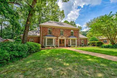 8503 Hunters Horn Rd Germantown, TN 38138