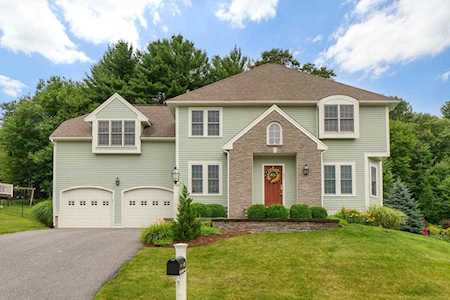 47 Huckleberry Ln North Andover, MA 01845