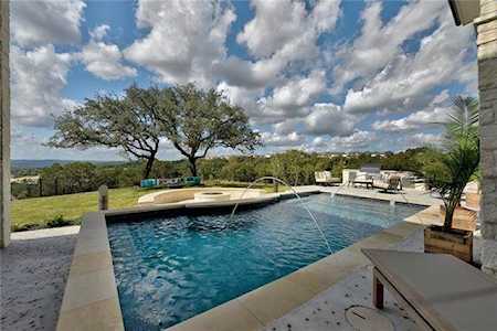 2013 Skyview Ridge Pass Leander, TX 78641
