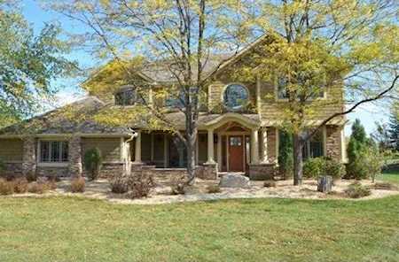 883 Jasmine Avenue Place N Lake Elmo, MN 55042