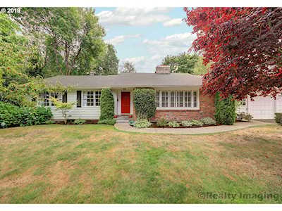 7320 SW Brenne Ln Portland, OR 97225